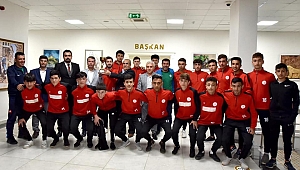 BAŞKAN ERZURUM VE ŞAMPİYONLARDAN OKUMUŞ'A ZİYARET