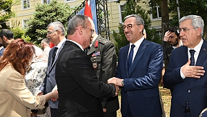 Başkan Güngör Vatandaşlarla Bayramlaştı