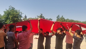 SÜTÇÜ İMAM ANADOLU İMAM HATİP'TEN MUHTEŞEM 15 TEMMUZ ANMASI