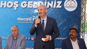 BABA, SEVDİKLERİNİ SARAN ULU BİR ÇINARDIR