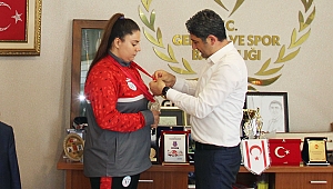 MELİKE GÜNAL HALTERDE AVRUPA İKİNCİSİ OLDU