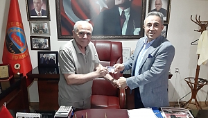 DEVA PARTİSİ İL BAŞKANI EMEKLİLER DERNEĞİNE ÜYE OLAN İLK SİYASİ PARTİ İL BAŞKANI OLDU