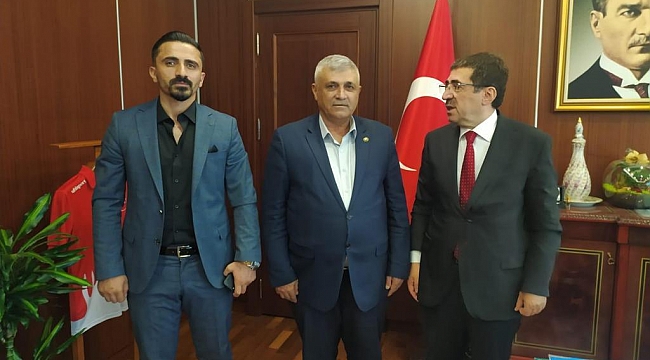BİRLİK BAŞKANI VAKKAS KUZU'DAN TARIM BAKAN YARDIMCISI NİHAT PAKDİL'E ZİYARET
