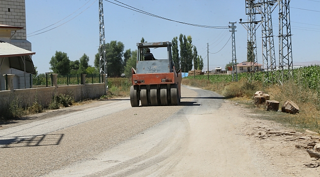 Elbistan’da 40 Kilometrelik Yol Yenileniyor