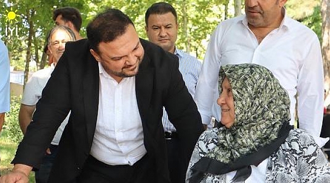 İYİ Parti Andırın’da Gönülleri Fethetti