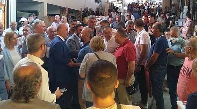 İYİ PARTİ’DEN DOSTA GÜVEN, RAKİBE KORKU SALAN ESNAF GEZİSİ
