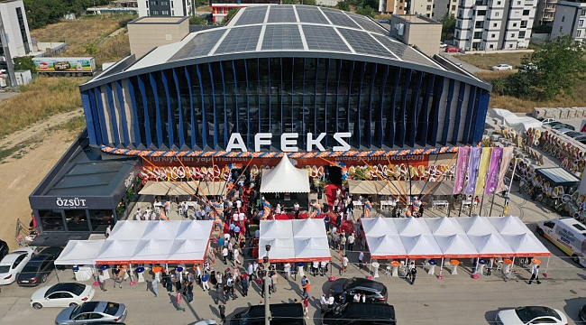 Afeks'e Görkemli açılış Afeks'ten Bursa'ya Dev Mağaza