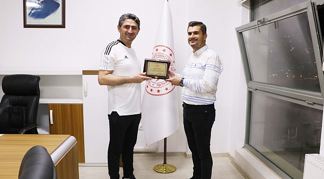 AİLE ŞEFKATİ VE ANNE SEVGİSİYLE HİZMET EDİYORUZ