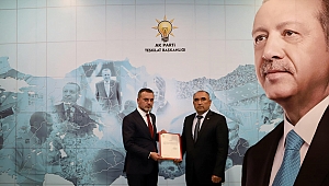 ELBİSTAN AK PARTİDE BAYRAK NÖBETİ SERVET OKUR'DA