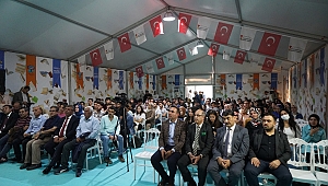 KSÜ Rektörü Alptekin Yasım Fuarda Gençlere Seslendi