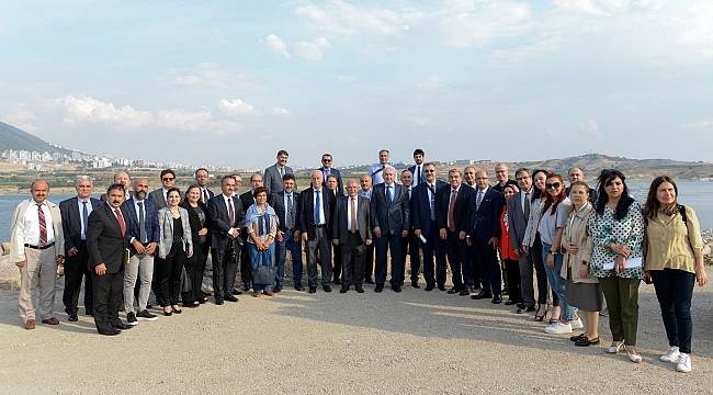 KSÜ Senatosu Haftalık Olağan Toplantısını Onikişubat Belediyesi Ev Sahipliğinde Expo 2023 Fuar Alanında Gerçekleştirdi