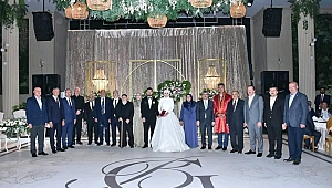 ÖÇAL VE BAL AİLELERİNİN MUTLU GÜNÜ