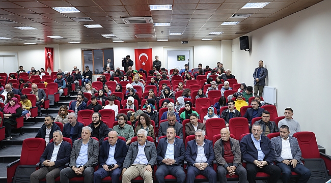 ATİLLA GÜLER, DULKADİROĞLU GENÇLİK MERKEZİ’NDE GENÇLERLE BİR ARAYA GELDİ