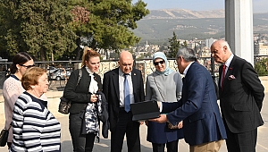 Başkan Güngör, Önceki Dönem Bakanlarını ve Milletvekilini Ağırladı