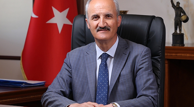 BAŞKAN OKAY, MİLLİ KAHRAMANIMIZ SÜTÇÜ İMAM'I RAHMET VE MİNNETLE ANIYORUM