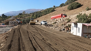 Büyükşehir Yıldızevler Konutları’nda Ulaşım Yatırımlarını Sürdürüyor