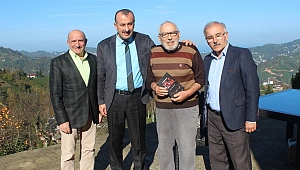 Emekli Öğretmenlerimiz ve Vefat Eden Öğretmenlerimize Kabir Ziyareti Gerçekleştirildi