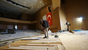 Mehmet Akif Ersoy Kültür Merkezi Yenileniyor
