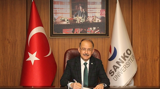 “2023; MUTLULUĞUN ÇOĞALDIĞI, SAĞLIKLI, BAŞARILI VE HUZUR DOLU BİR YIL OLSUN”
