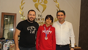 ALİ ERTEKİN MADALYA SERİSİNİ YÜKSELTEREK DEVAM ETTİRİYOR