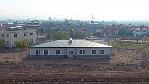 BAŞKAN OKAY’DAN BİR SOSYAL TESİSTE SÜMER MAHALLESİNE