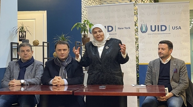 Habibe Öçal, ABD'de Türk Vatandaşlarıyla Buluştu