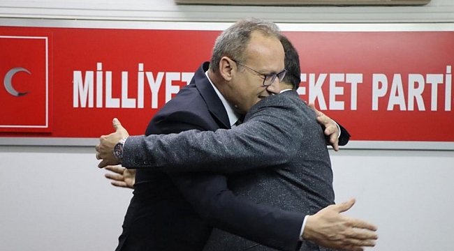 MHP'DE BAYRAK NÖBETİ GERÇEKLEŞTİ