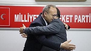 MHP'DE BAYRAK NÖBETİ GERÇEKLEŞTİ
