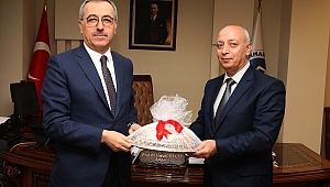 Başkan Güngör’den Rektör Bakan’a “Hayırlı Olsun” Ziyareti