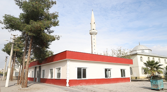 DULKADİROĞLU’NDA SOSYAL TESİS ÇALIŞMALARI DEVAM EDİYOR