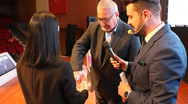 Ev Çıkan Hemşerileri Kadar Sevindi