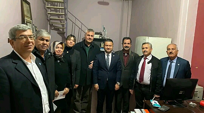 İYİ PARTİ ONİKİŞUBAT İLÇE BAŞKANI OSMAN AY VE ARKADAŞLARINDAN GAZETEMİZE ZİYARET