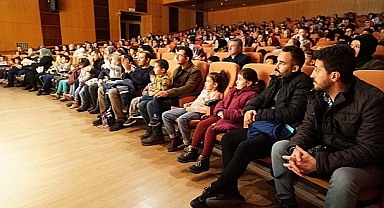 Minikler Maysa ve Bulut Gösterisini Çok Sevdi