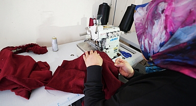 Büyükşehir’in Türkoğlu’ndaki Kurs Merkezi Yoğun İlgi Görüyor