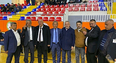 Esnaf ve Üyeler İstikrar ve Hizmete Devam Dedi
