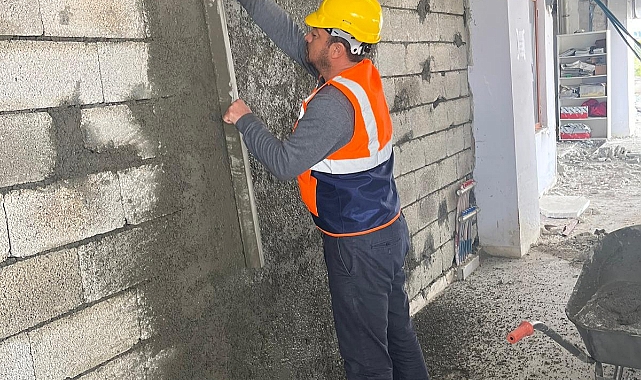 DULKADİROĞLU GENÇLİK MERKEZİ’NİN YARALARI SARILIYOR