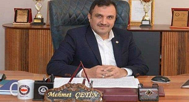 Eğitim Bir-Sen de Bayrak Nöbeti Mehmet Çetin'de