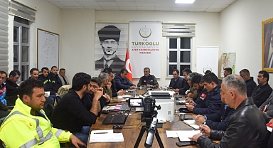 İLK GÜNDEN İTİBAREN SAHADA OLAN OSMAN OKUMUŞ AFAD TOPLANTISINDA