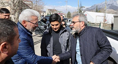 Mahir ÜNAL Ekinözünde Gönülleri Fethetti