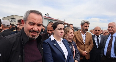 SAİDE ADİL GÖNEN GÖNÜLLERE DOKUNMAYA DEVAM EDİYOR