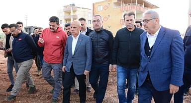 Başkan Güngör, Şiddetli Fırtınanın Vurduğu Pazarcık’ı Ziyaret Etti