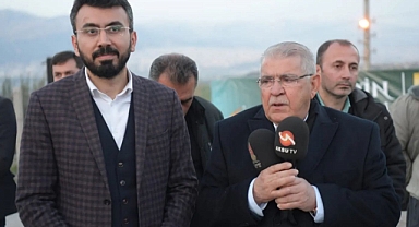 Mahçiçek ve Mücahit Kara ve Kara Fatmalı'da Gönüllere Dokundu