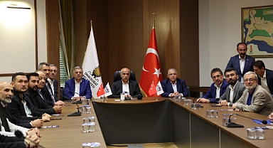 Bakan Kirişci'den Başkan Mahçiçek'e Teşekkür Ziyareti