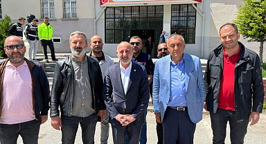 Ali Öztunç Oyunu Mükrimin Halil'de Kullandı