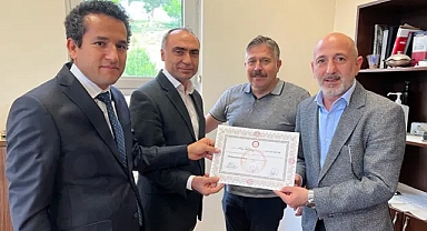 CHP Genel Başkan Yardımcısı Öztunç, Mazbatasını Aldı