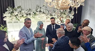 Sevilen Gazeteci Ahmet Güneçıkan İle Sümeyye Hanım Nişanlandı