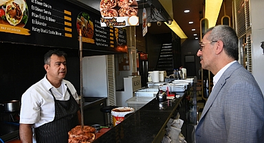 Başkan Güngör, Uzun Çarşı Esnafını Ziyaret Etti