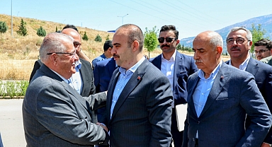 Başkan Mahçiçek’ten Sanayi ve Teknoloji Bakanı Kacır’a EXPO 2023 Sunumu