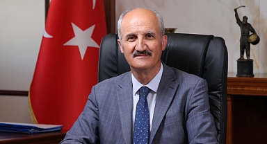 BAŞKAN OKAY ÖĞRENCİLERE BAŞARILAR DİLEDİ