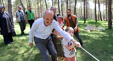 BU BAHÇEDE HEYECAN VAR